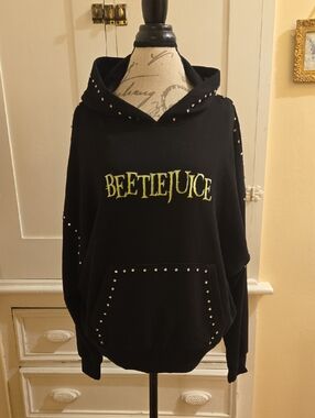 NWOT Forever 21 Beetlejuice Black Hooded Swratshirt Sz M 🎁
